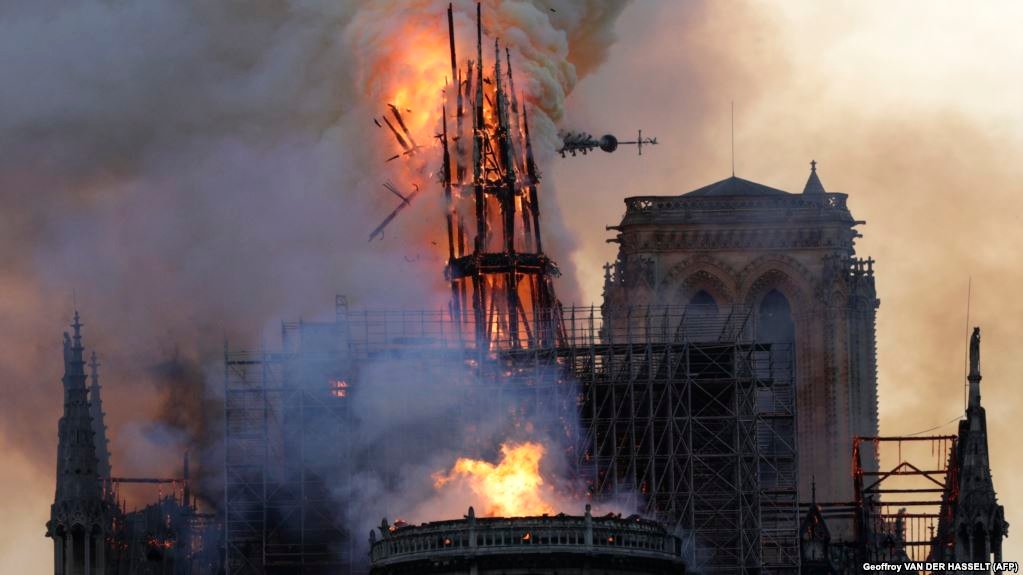 Notre_Dame_pozar